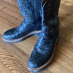Lucchese Ostrich Round Toe Boots